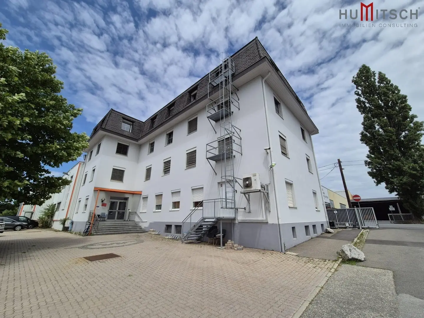 Büroflächen in Graz Puntigam, ca. 613 m², teilbar, nahe Autobahn