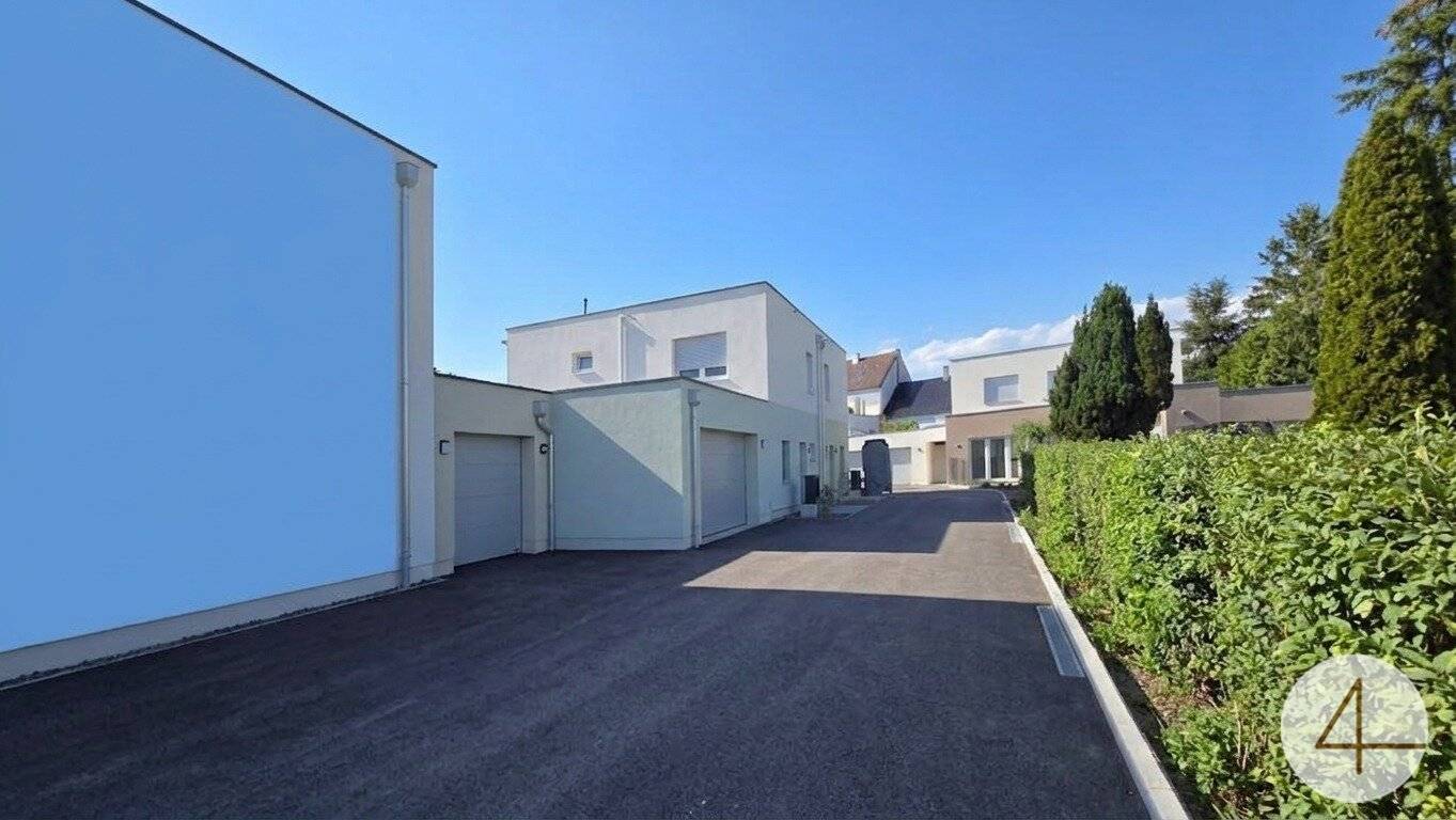 136 m2 Nutzfläche + Garage 49 m2