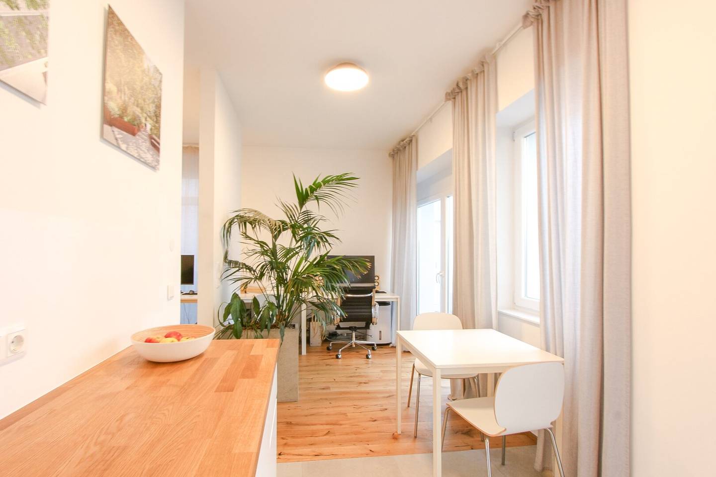 Wohnung mit Innenhofterrasse im ruhigen Altbau