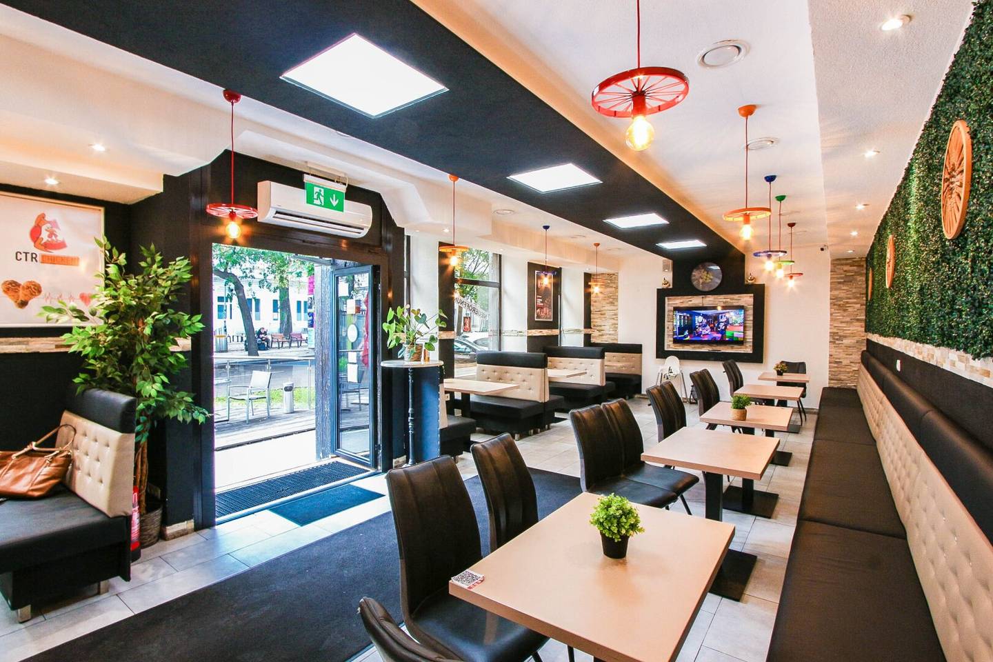 Gastronomieobjekt im EG in Ottakring, 114 m², Rendite ca. 4,65%