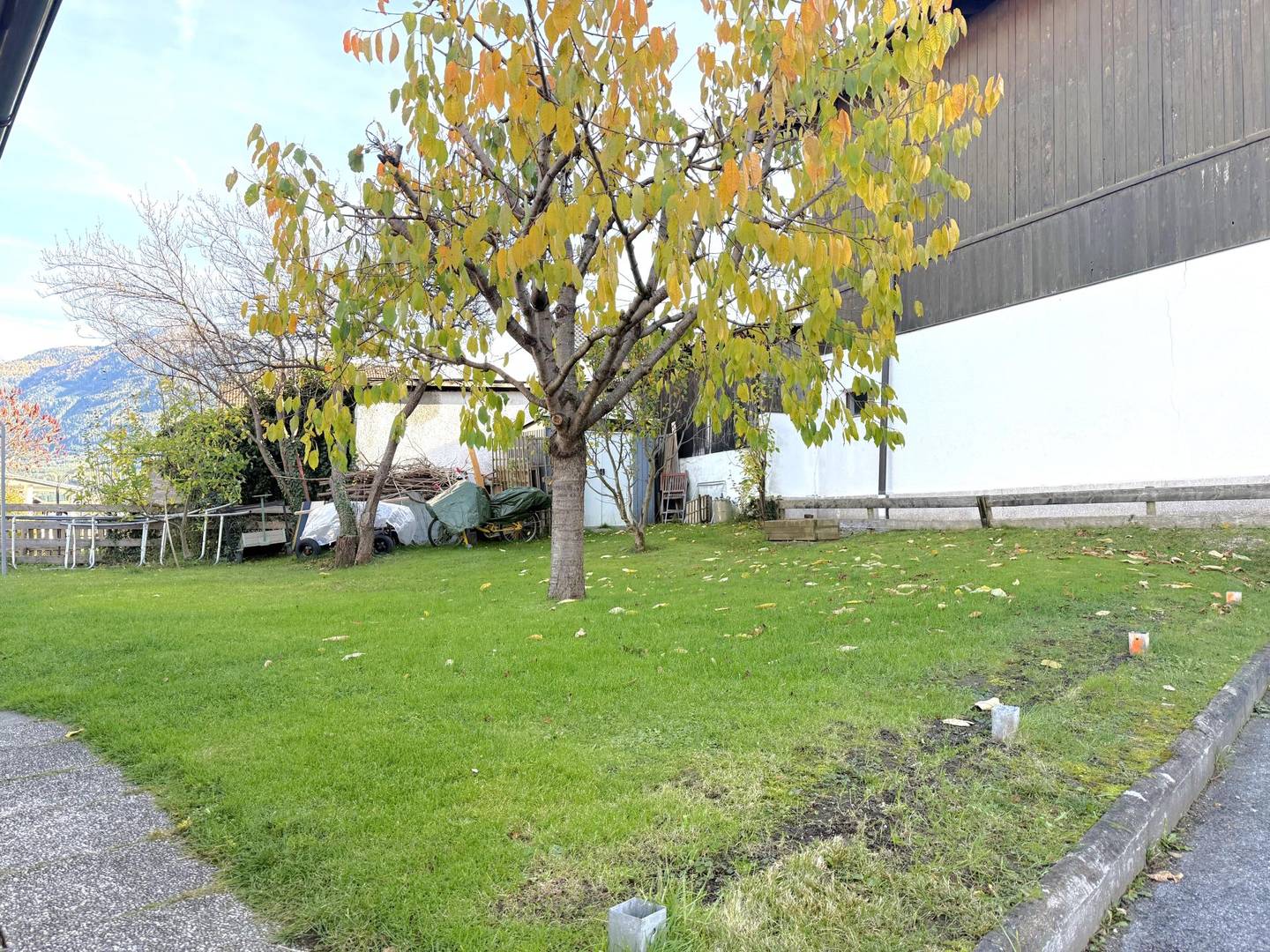 Spacious accessible apartment with garage