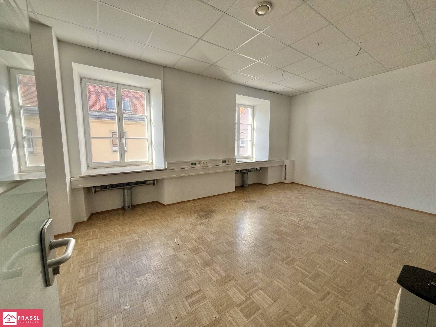 #Ihr Büro nahe Hauptplatz #Pauschalmiete  inkl. HK/Strom/BK #Jetzt mieten!