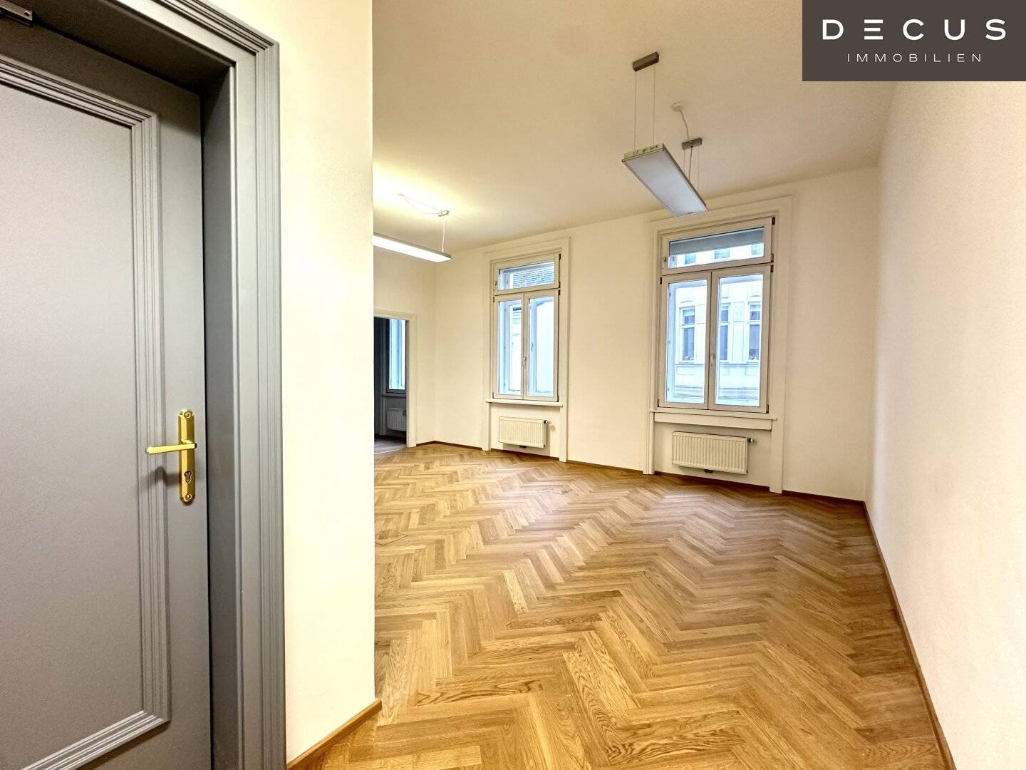 Near Landesgericht available now air conditioned historic office first occupancy after renovation
