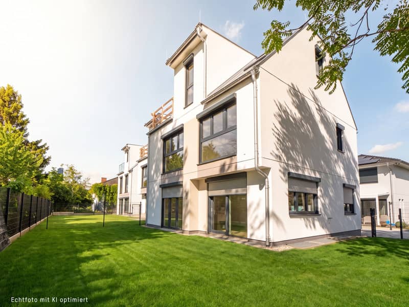 1220, Franz-Loidl-Straße, 75 m Luftlinie zur Alten Donau, 500 m zur U1, Doppelhaus