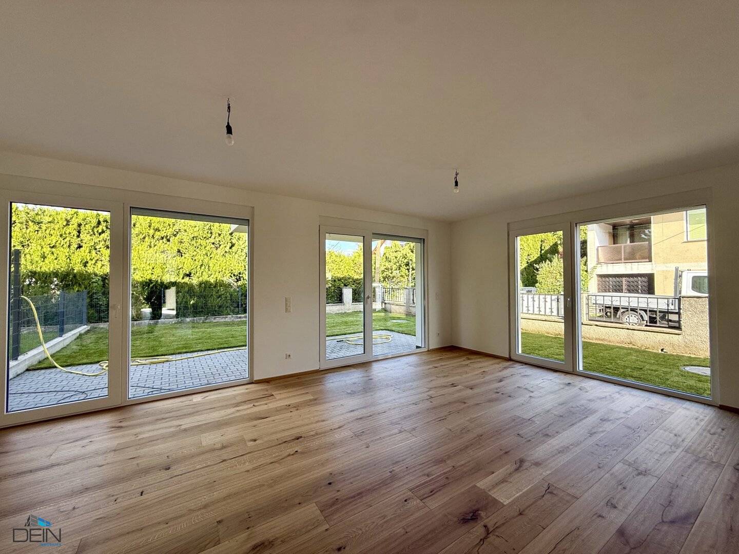 NEU! TRAUMHAFTE 5 ZIMMER DOPPELHAUSHÄLFTEN MIT EIGENGÄRTEN IN MARKGRAFNEUSIEDL!