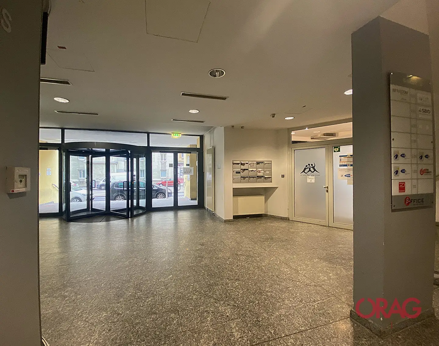 Bürofläche in Simmering (1110 Wien) mit Glaswänden und Terrassen