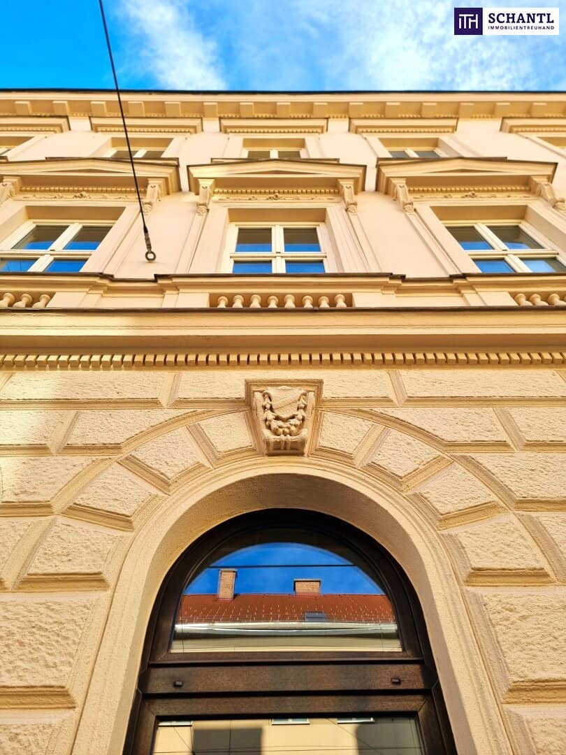 Erstbezug nach Sanierung Altbauwohnung mit Küche