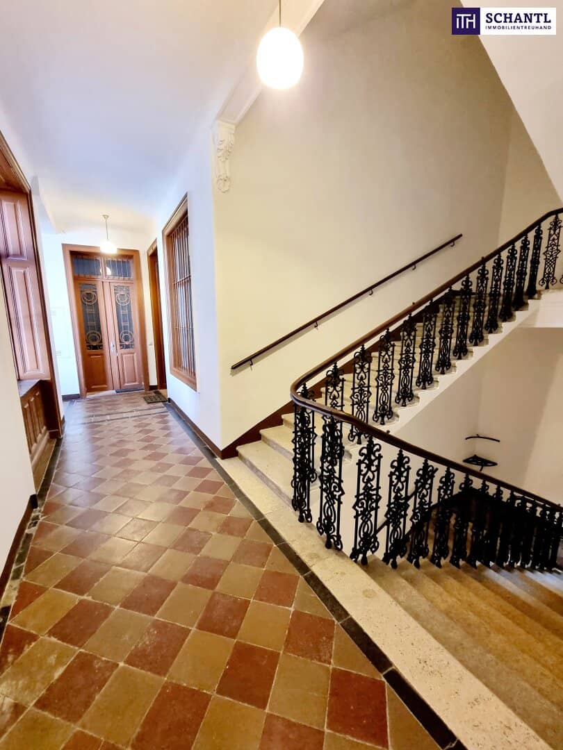 Top floor apartment with west terrace air conditioning and underfloor heating