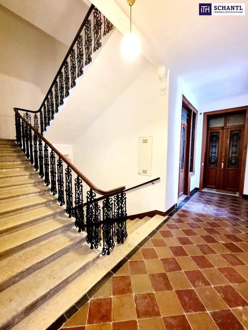 Dachgeschosswohnung mit Loggia Erstbezug
