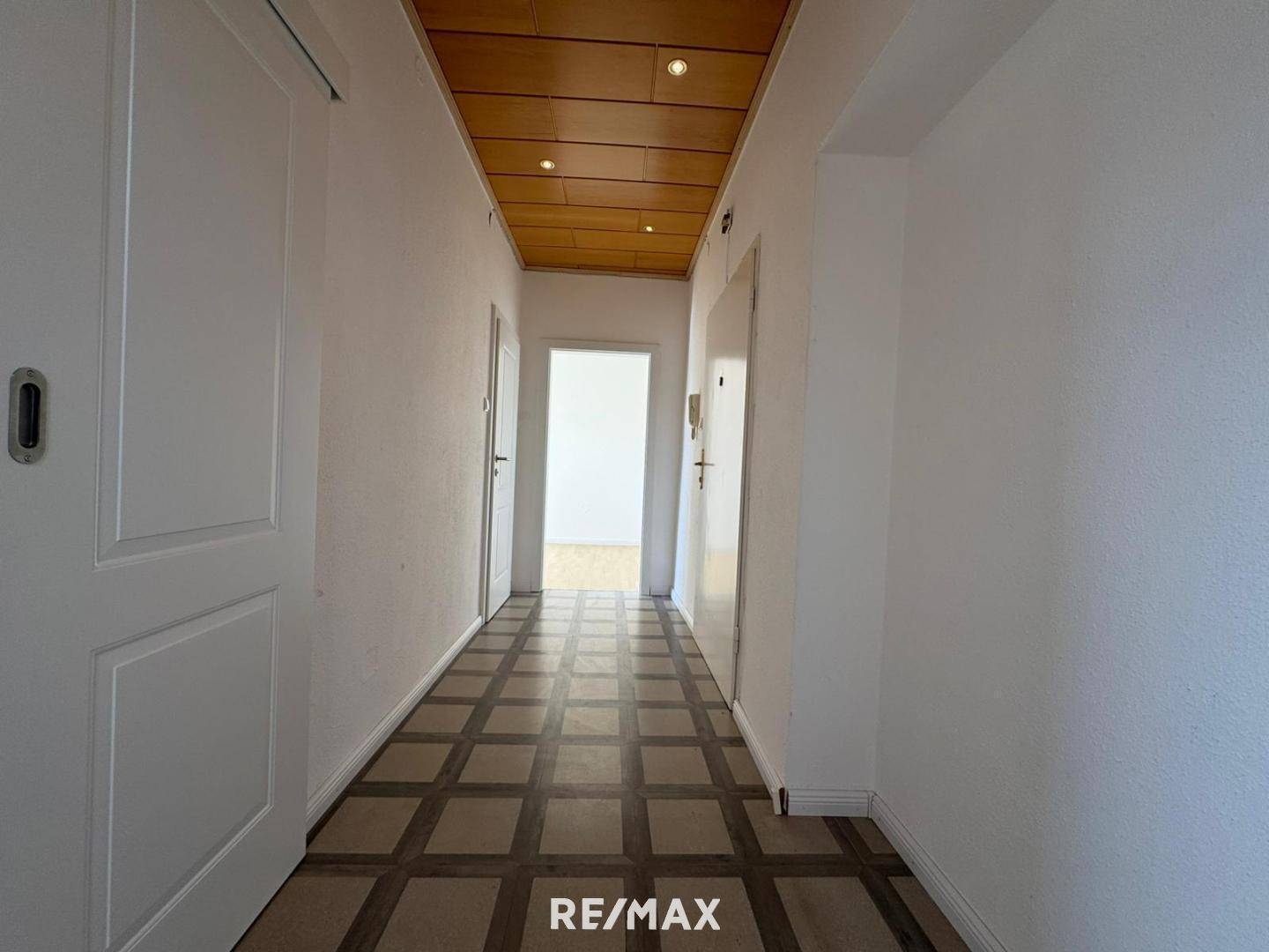 Renovated apartment Linz with Pöstlingberg view