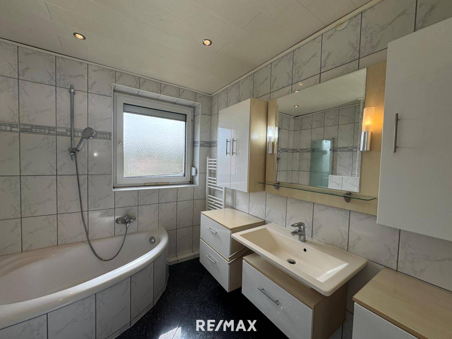 Renovated apartment Linz with Pöstlingberg view
