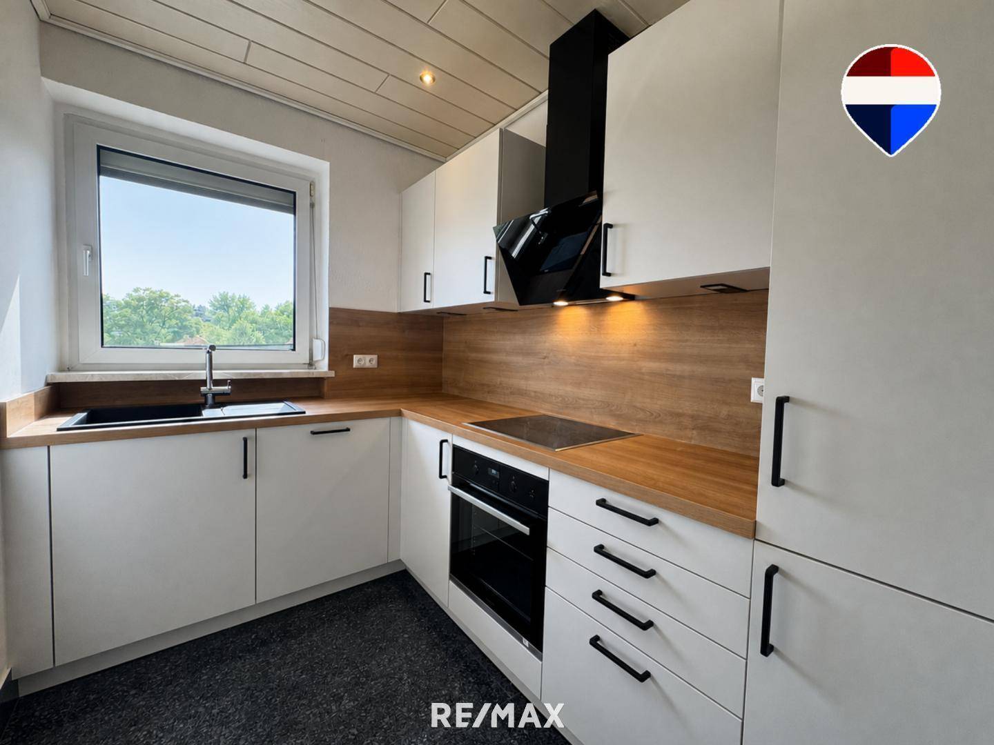 Renovated apartment Linz with Pöstlingberg view