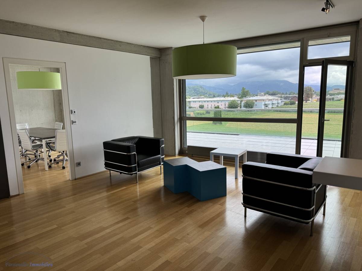 Große Bürofläche 176 m² mit 60 m² Süd-Terrasse in Salzburg-Stadt Maxglan