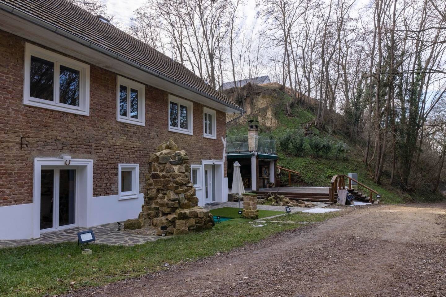 Exklusive Landhausvilla in Engelmannsbrunn – Luxus & Privatsphäre