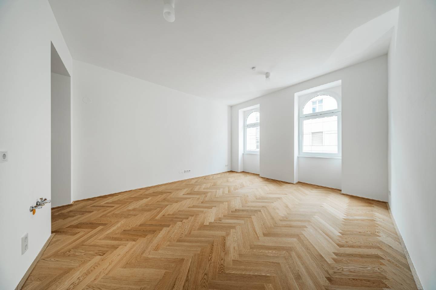 Erstbezug nach saniertem Altbauwohnung Ottakring