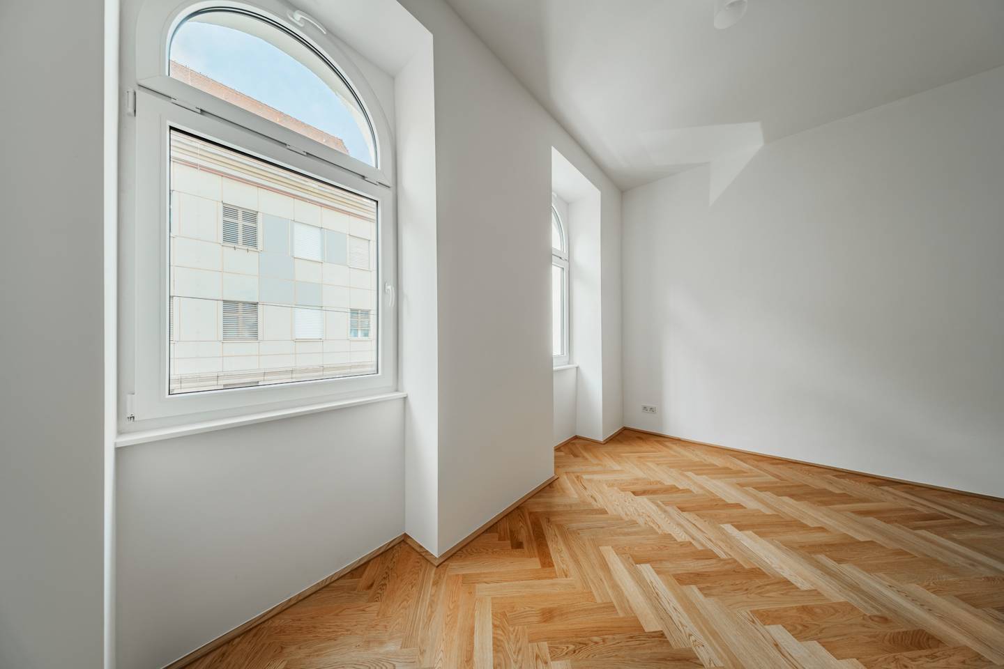 Erstbezug nach saniertem Altbauwohnung Ottakring