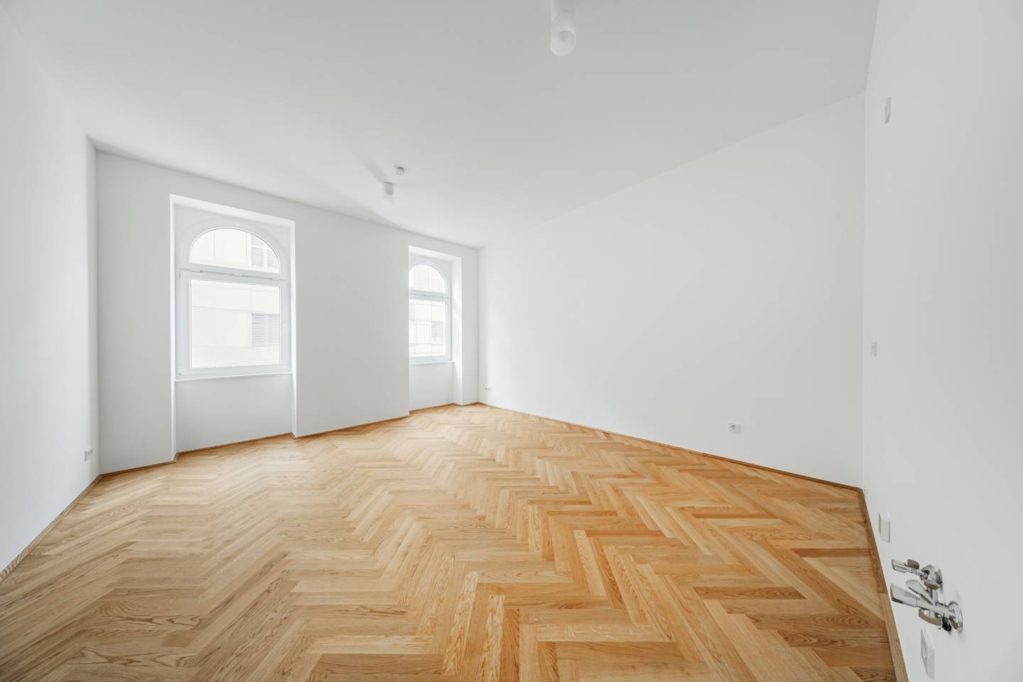 Altbauwohnung Erstbezug mit Parkettboden