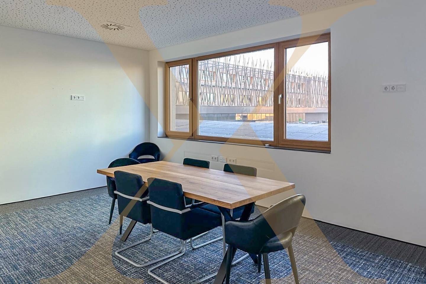 New office space with excellent access to the A1 in Eberstalzell for rent