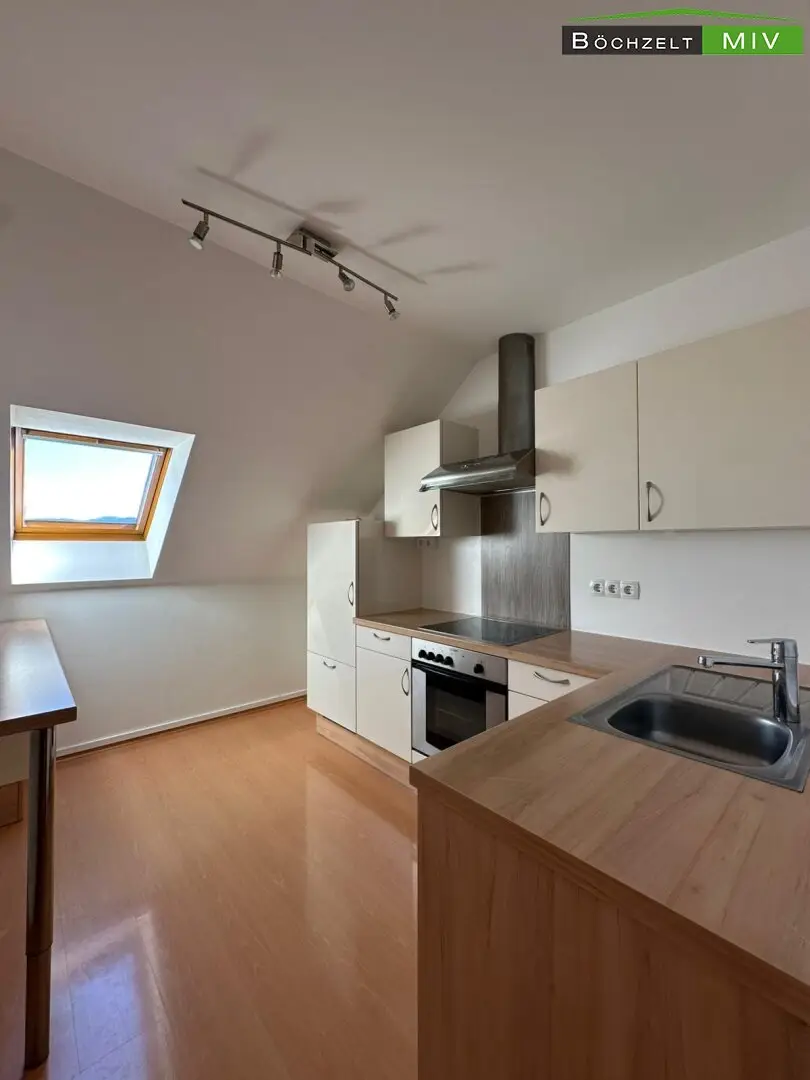 Apartment quiet location and generous layout