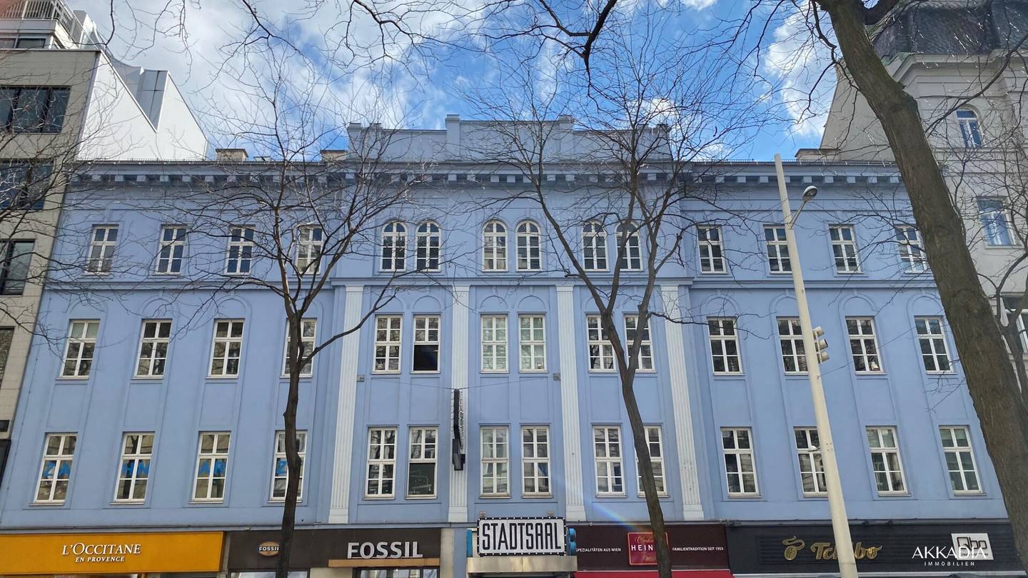 Centrally Located Office in the Pulsating Mariahilf with Expansion Potential up to about 1200 m²