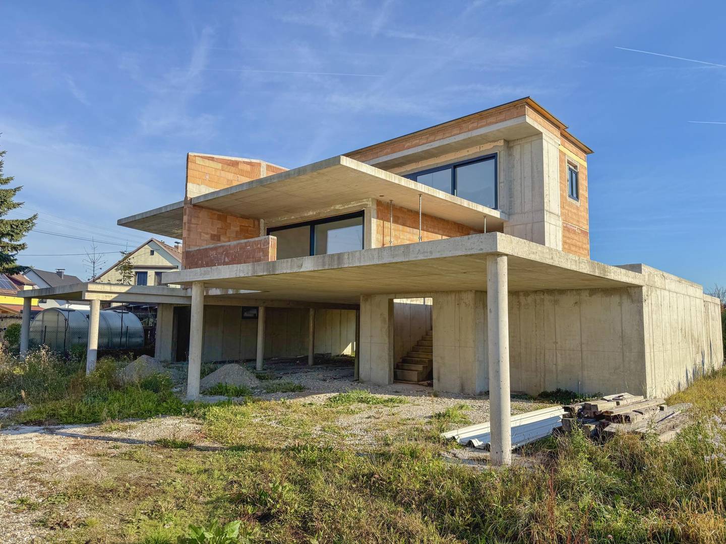 Doppelhaus in Ansfelden: 2 Einheiten, Pool, Terrasse, barrierefrei