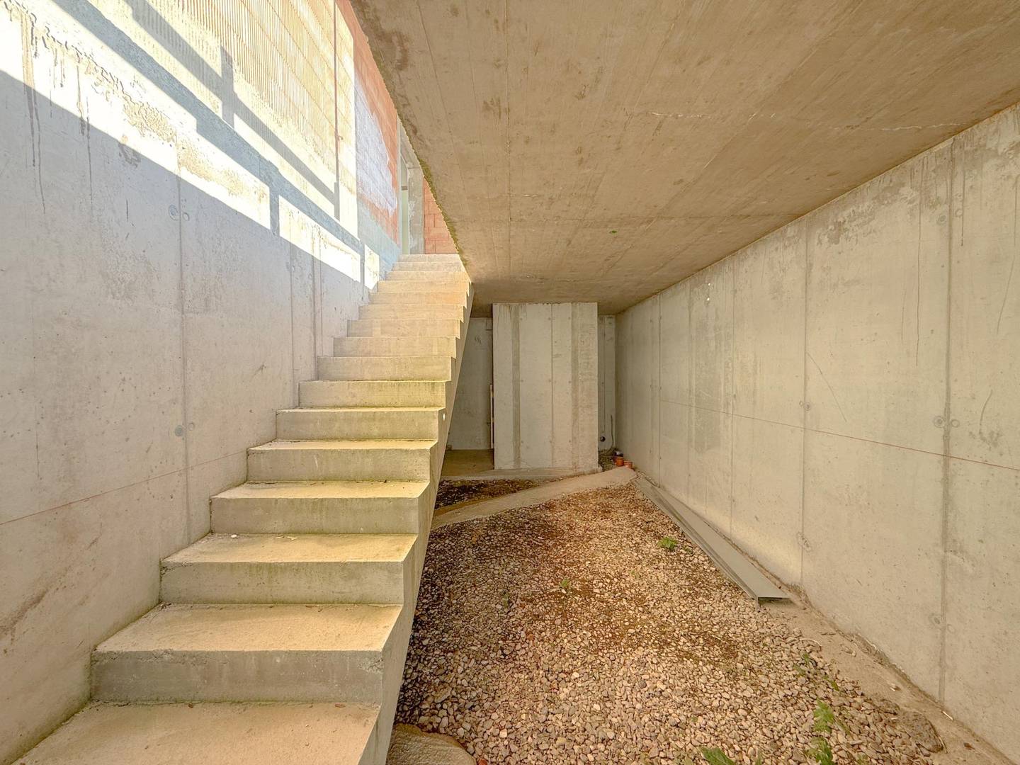 Doppelhaus in Ansfelden: 2 Einheiten, Pool, Terrasse, barrierefrei