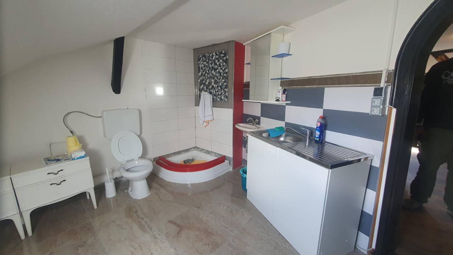 Mehrfamilienhaus in Waizenkirchen, zentrale Lage, sanierte Etagen