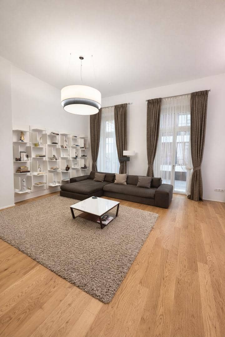 Apartment in Vienna center near Karlskirche balcony