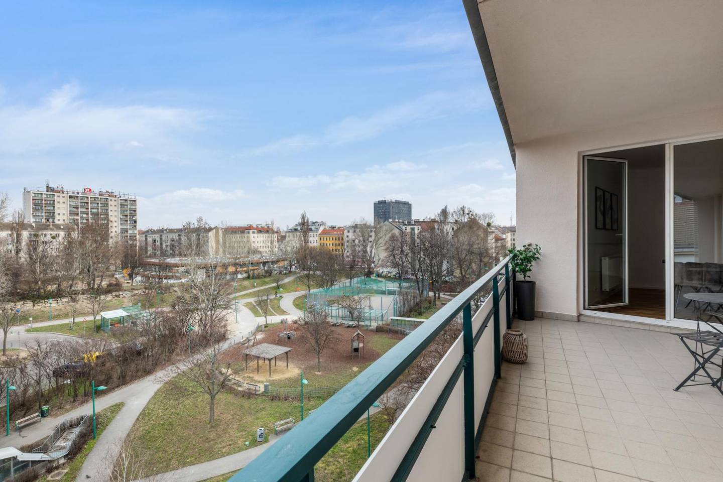Stylish apartment in Brigittenau with outdoor space
