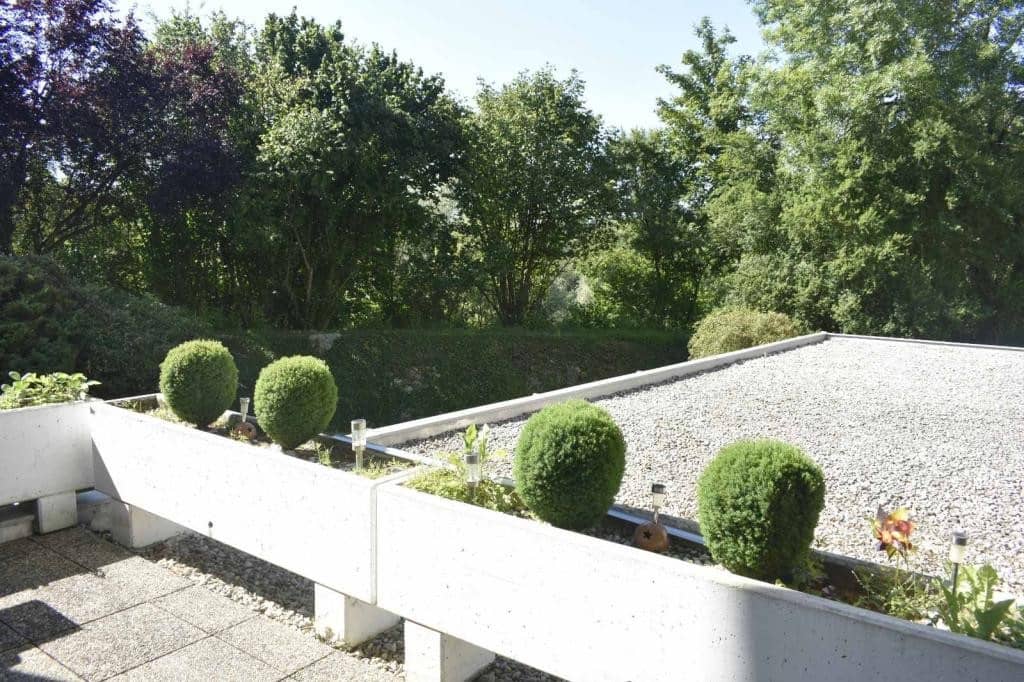 Wohnung mit großer Loggia in ruhiger Grünlage