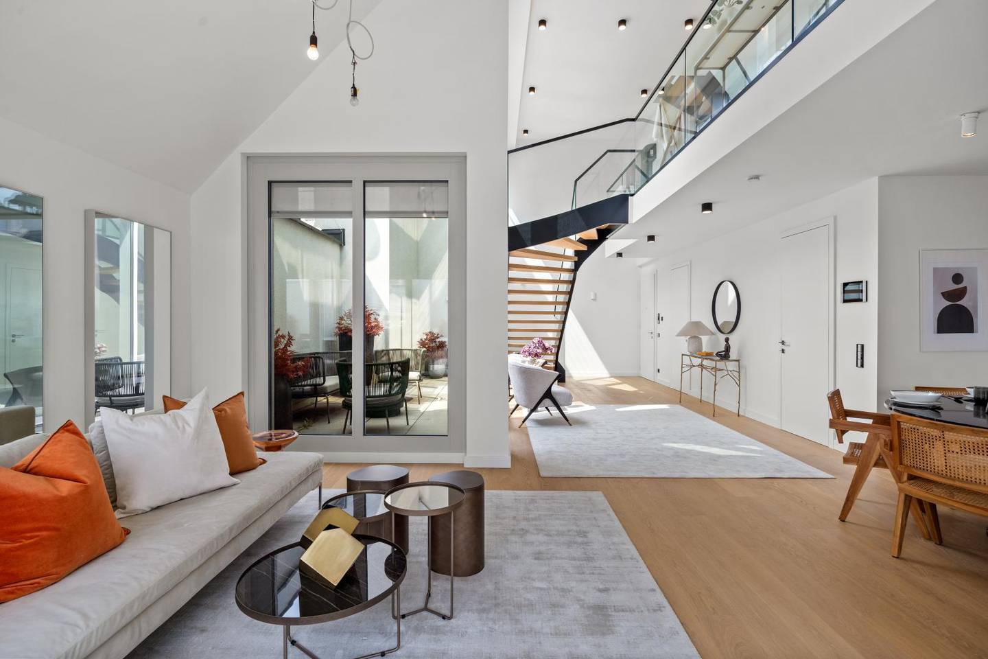 Apartment with roof terrace first occupancy