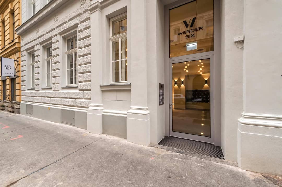 House_Entrance