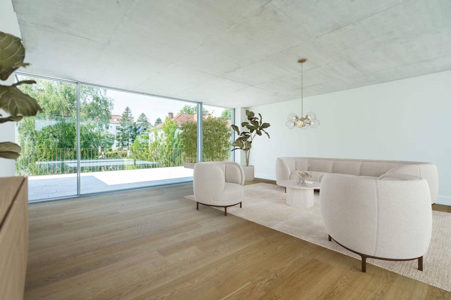 Ground floor apartment with terrace and balcony near the subway