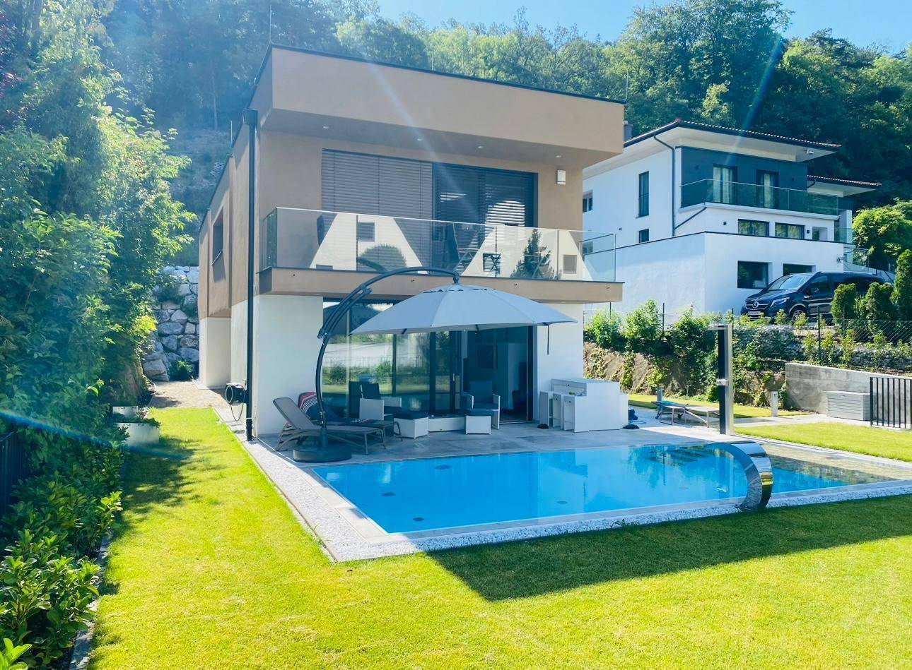 Villa in Klosterneuburg mit Pool, Erdwärme & Solarenergie, Smart-Home