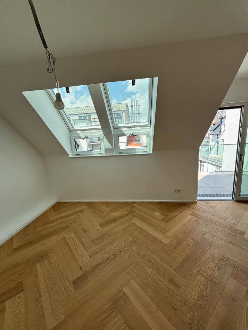 Dachgeschosswohnung Erstbezug Balkon Terrasse