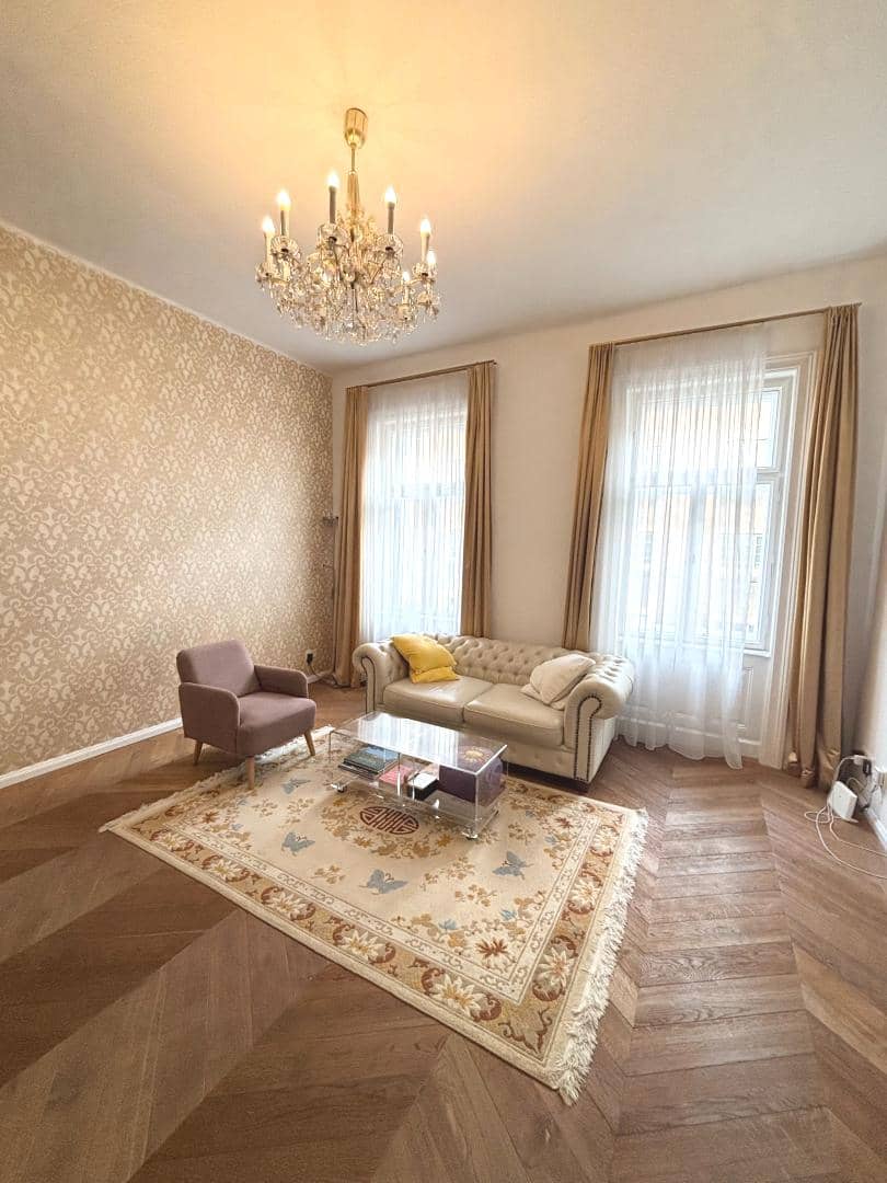Apartment in Alsergrund with historic charm and modern amenities near the city center