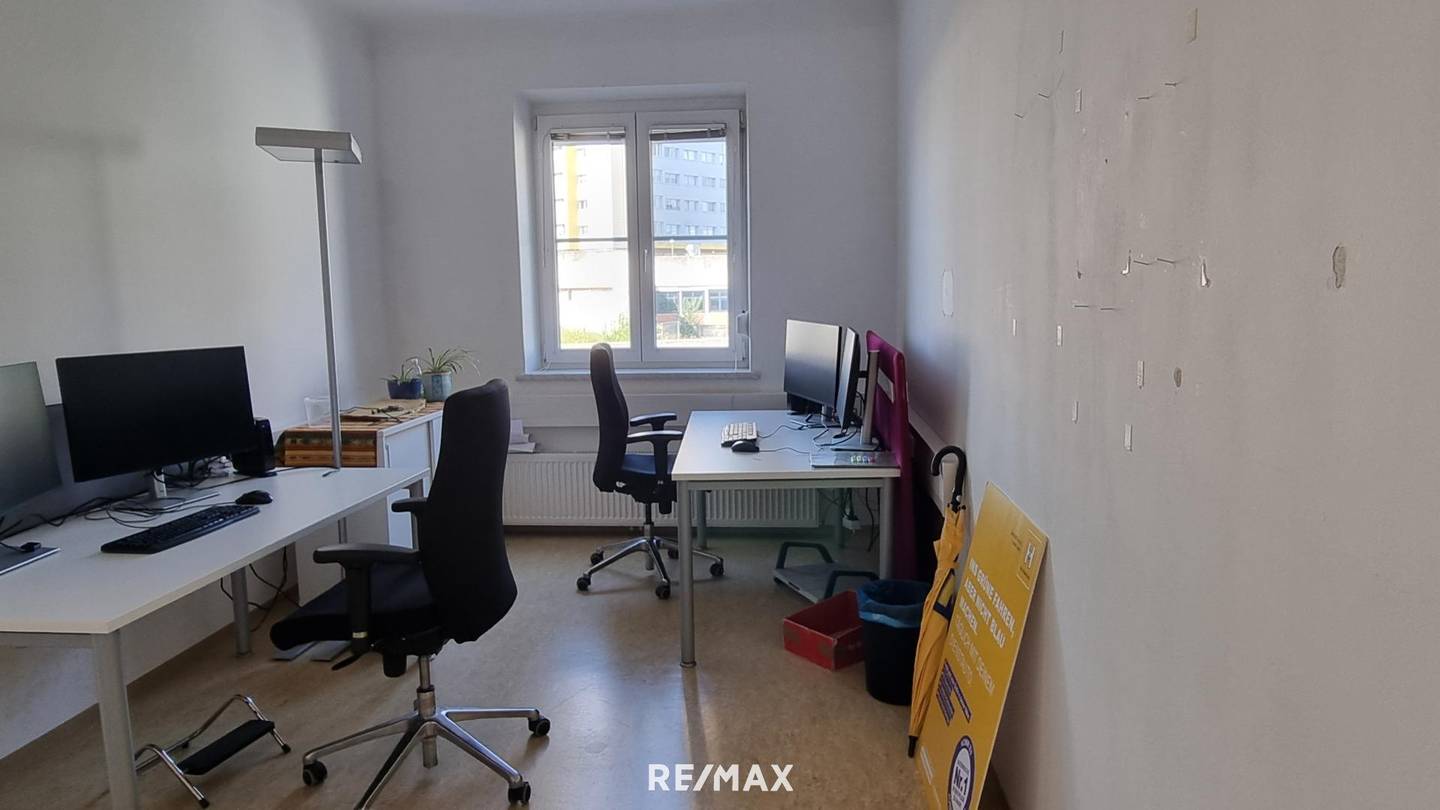 Bürogebäude nahe Regierungsviertel in St. Pölten, 351 m², 10 Parkplätze
