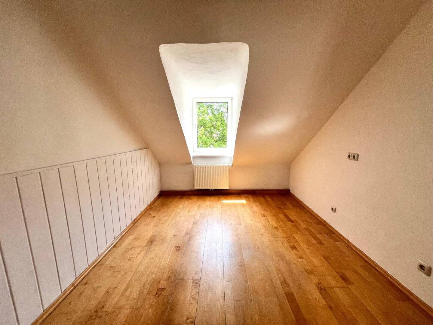 Apartment quiet location investor friendly near uni