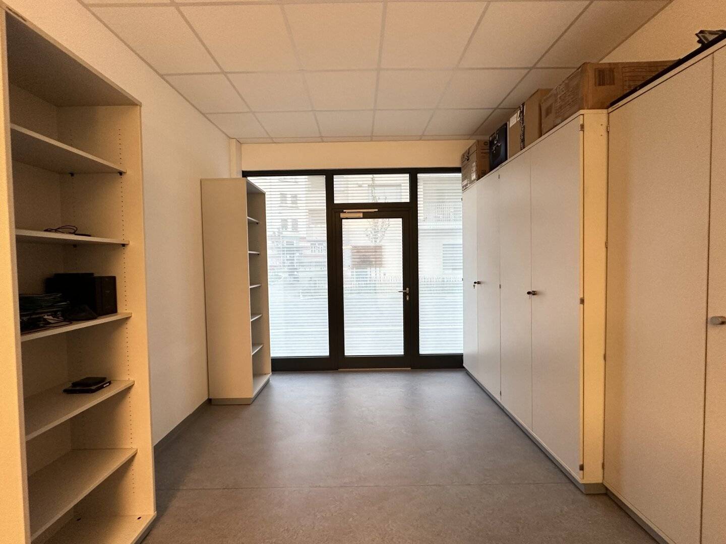 Graz-Lend: Moderne Bürofläche 250 m² mit Teeküche & Tiefgarage