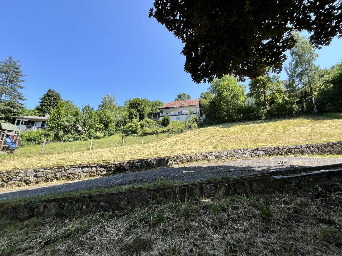Graz-Andritz: Exclusive building plot with panoramic view and building permit for house and pool near Stoffbauer
