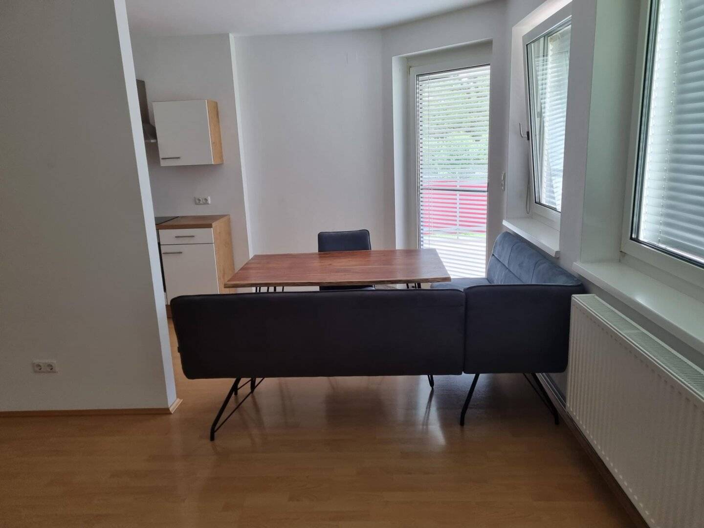 Charming three room Wohnung with loggia