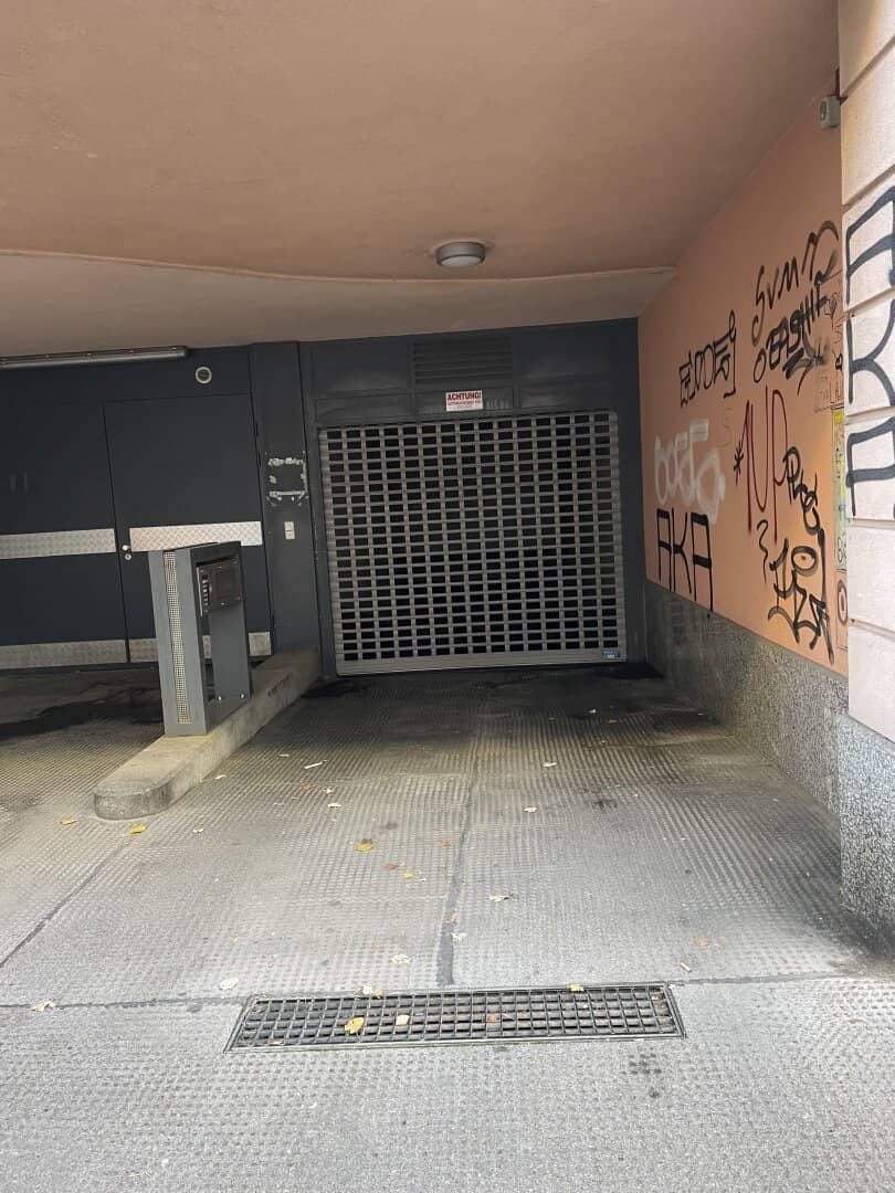 Garage parking space in 1050 Vienna for rent - Ziegelofengasse