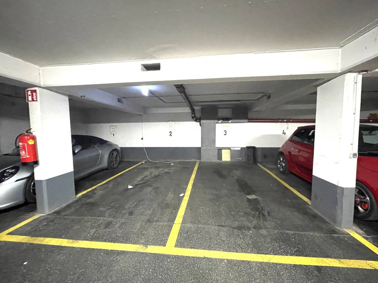 Garage parking space in 1050 Vienna for rent - Ziegelofengasse