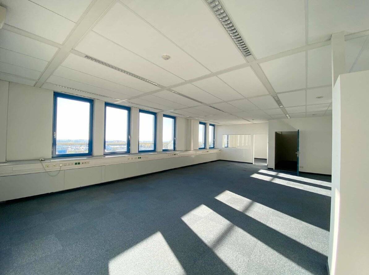 Wiener Neudorf! 136 sqm office space commission free
