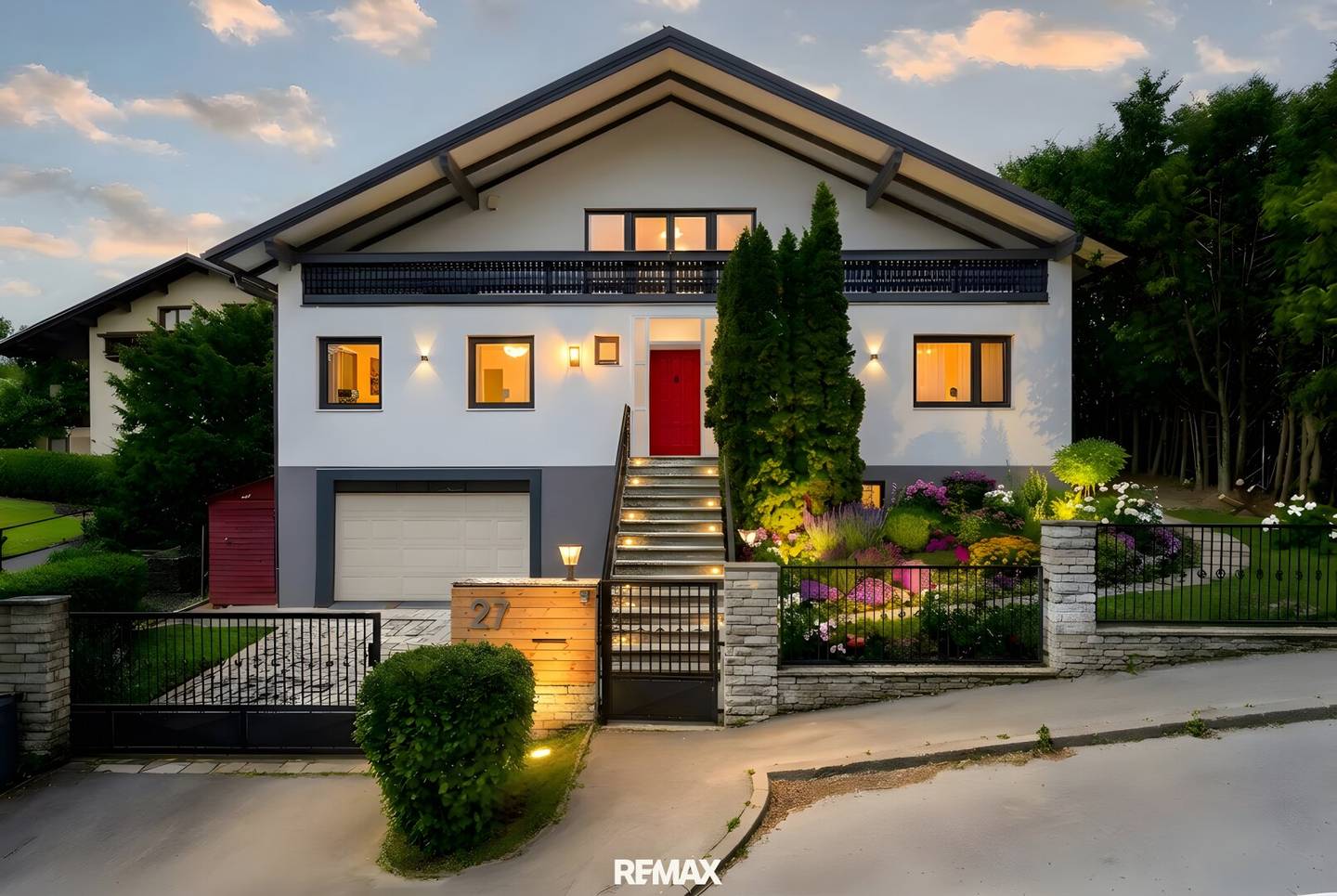 Sonnige Villa auf 1.052m2 Eigengrund am Ölberg