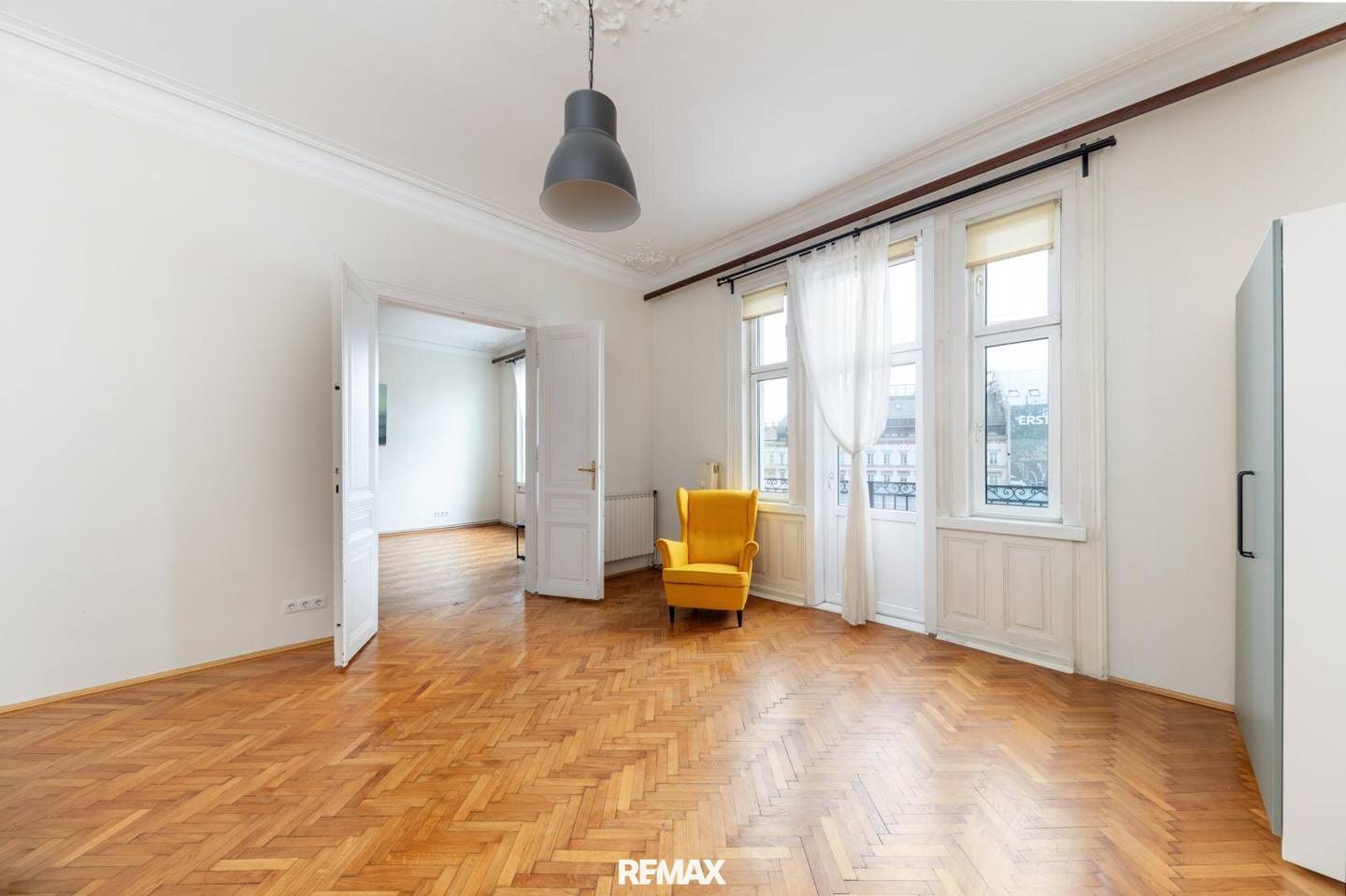 Altbauwohnung mit Balkon nahe MuseumsQuartier