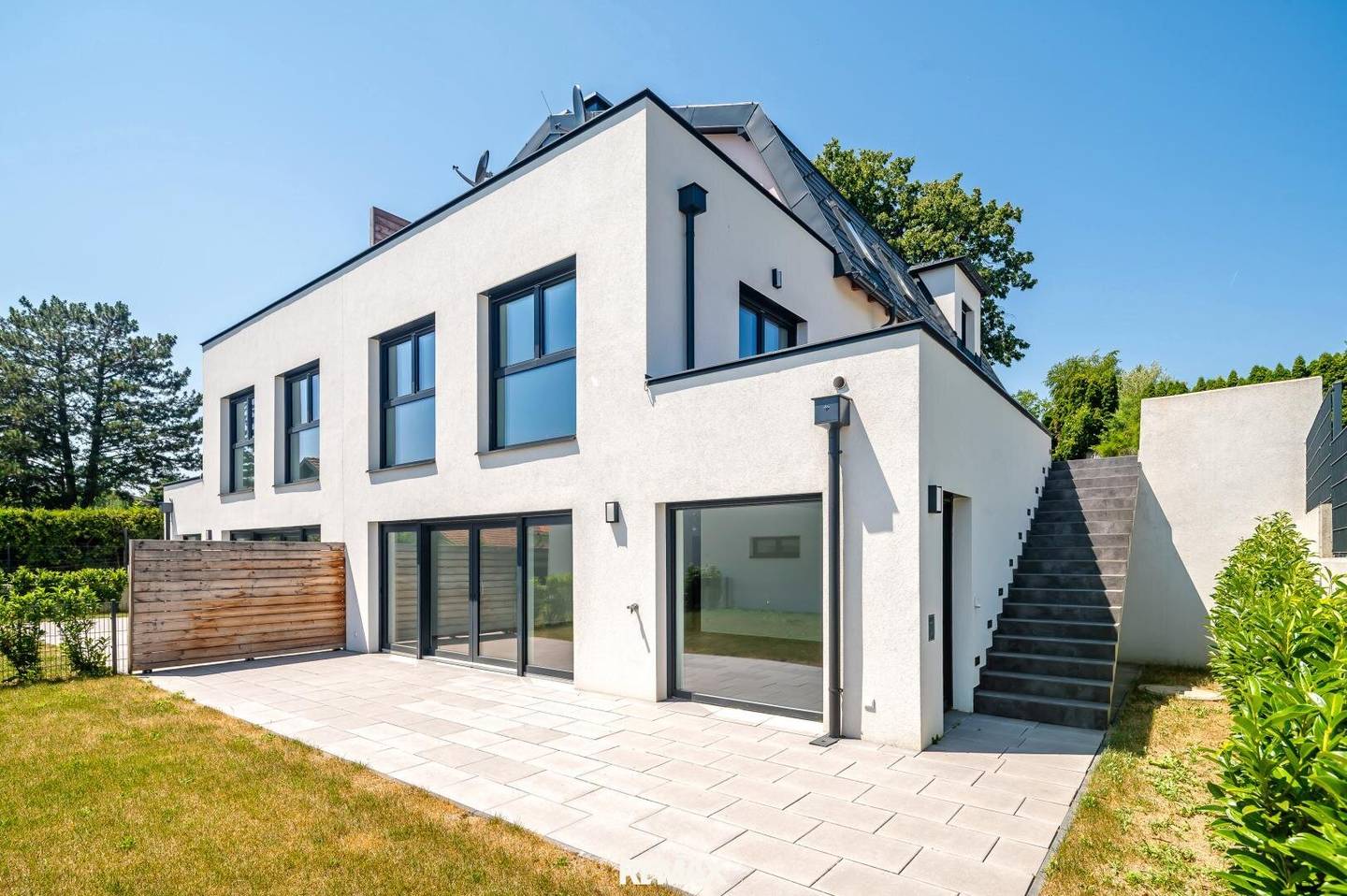 Wohnen mit Weitblick: Moderner Neubau mit 175 m², Südterrasse & Doppelgarage
