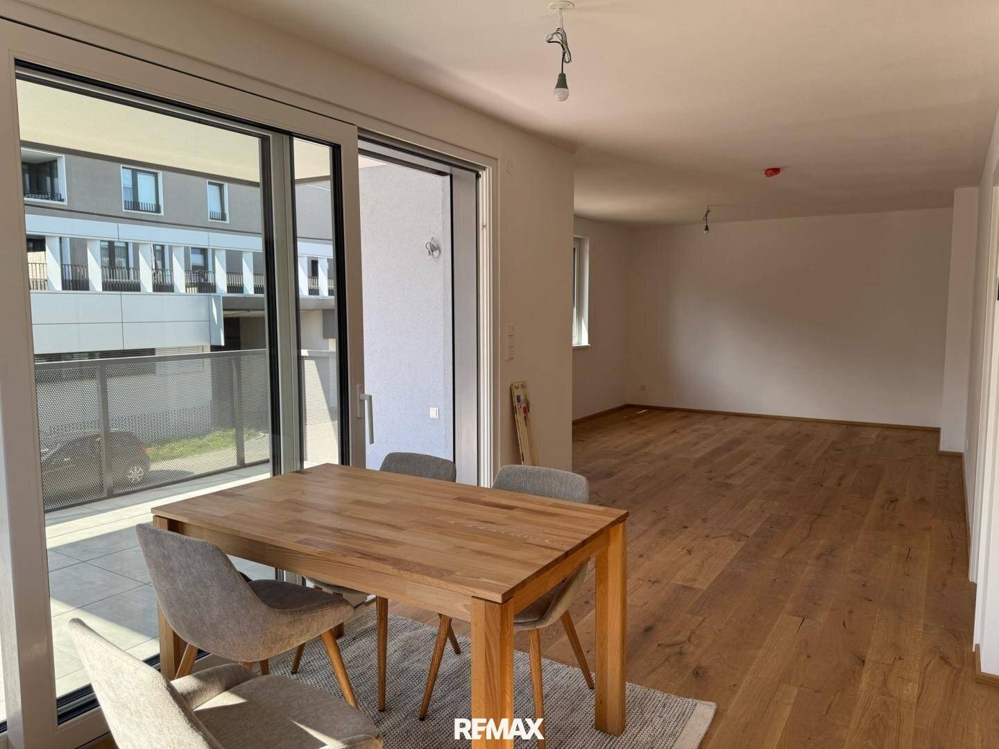 Erstbezug Wohnung mit Terrasse Provisionsfrei