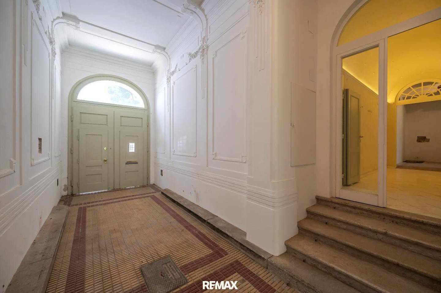 Rarity: City villa with expansive garden at exclusive Hietzing address