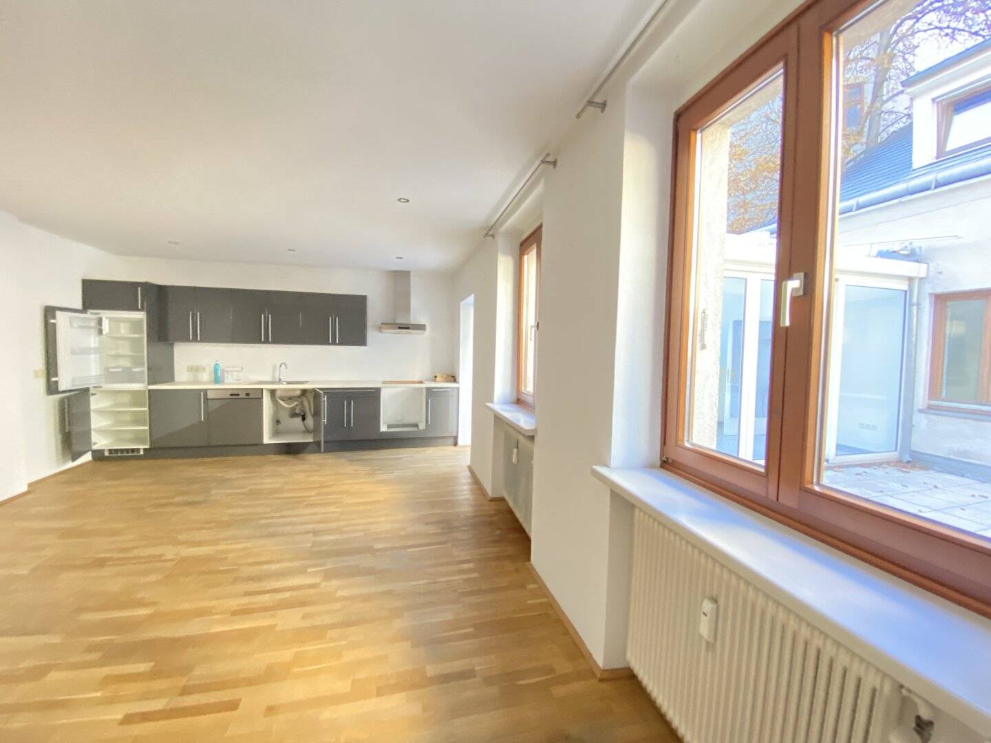 Charming tenement house with approved additional storeys